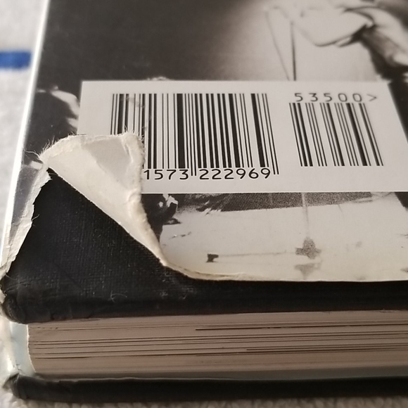 U2 SHOW The Book - Picture 3 of 10